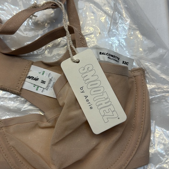 *NWT* Smoothez By Aerie Nude Balconette Mesh Underwire Unlined Bra
NWT - Picture 3 of 3